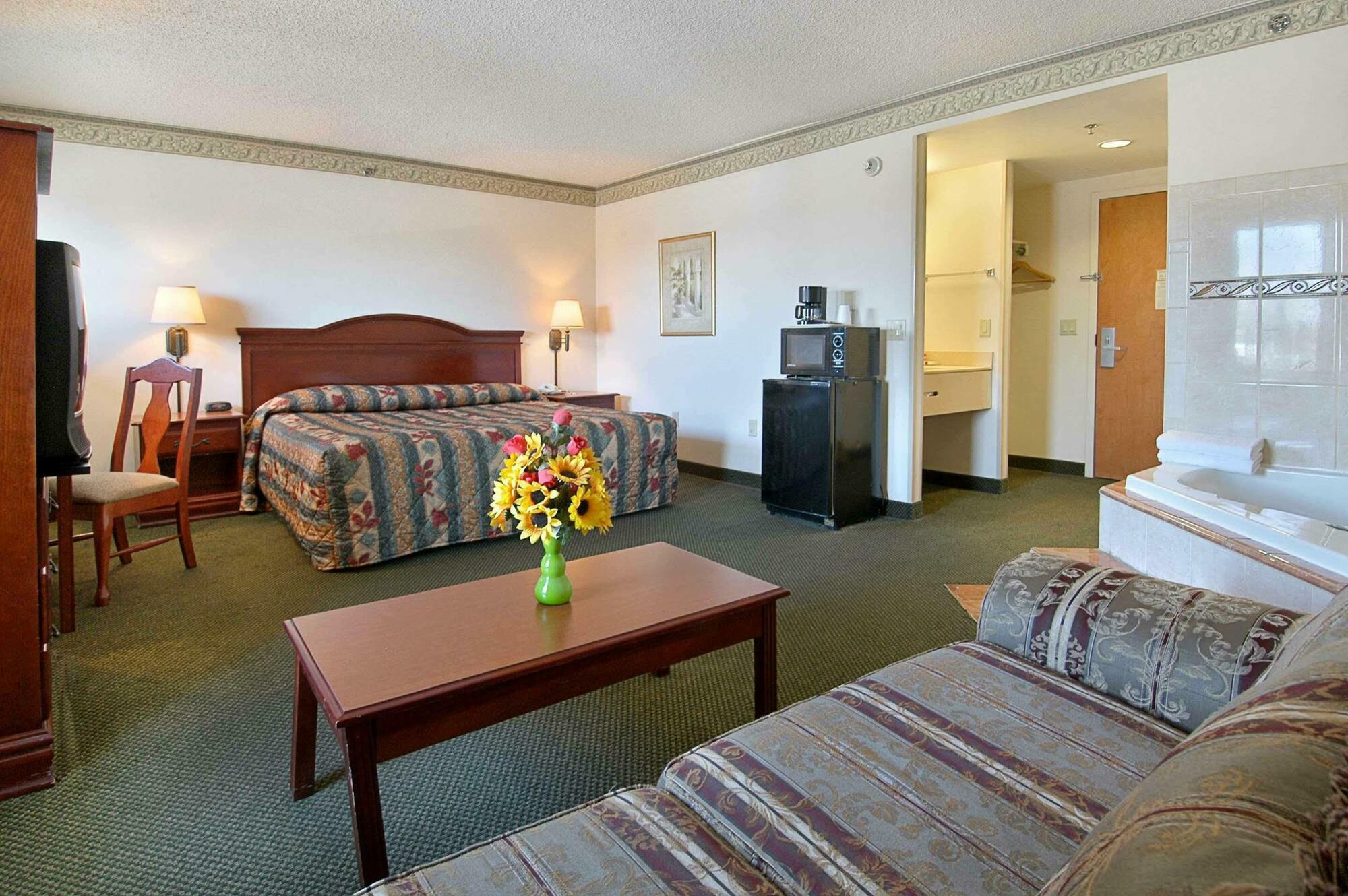 Super 8 By Wyndham Allentown Room photo